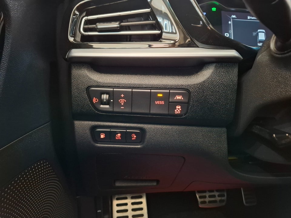 Kia Niro 1,6 PHEV Advance DCT 5d