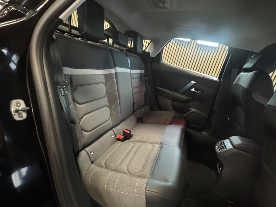 Citroën ë-C4 50 Shine 5d