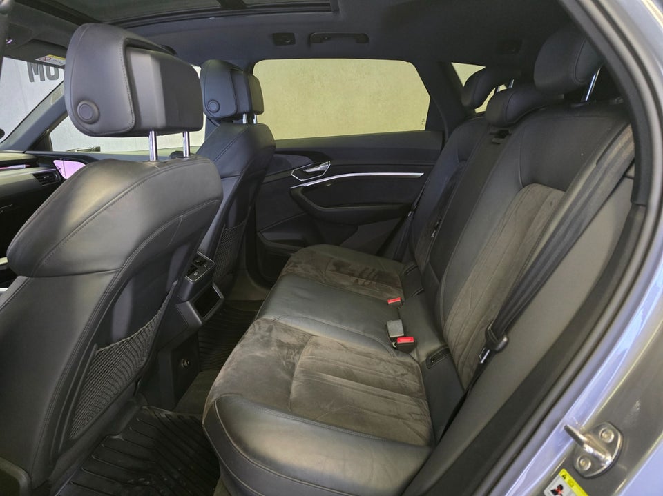 Audi e-tron 55 Advanced quattro 5d