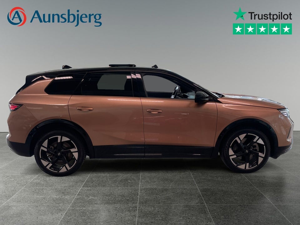 Opel Grandland-e 73 GS Sky 5d