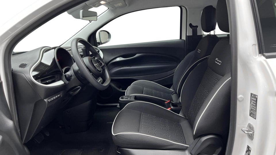 Fiat 500e 24 Action 3d