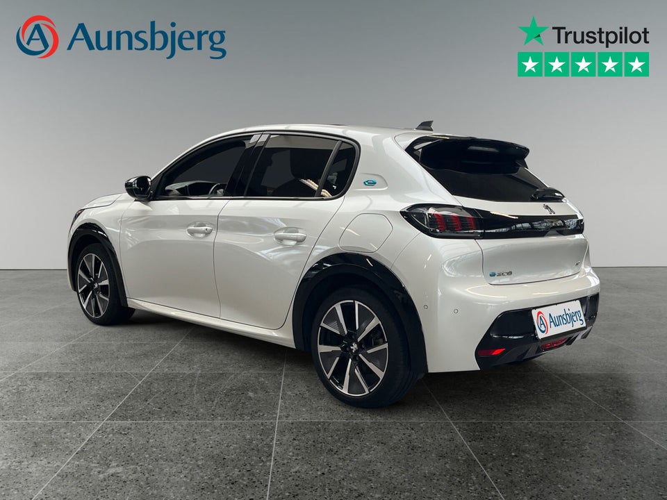 Peugeot e-208 50 GT Sky 5d