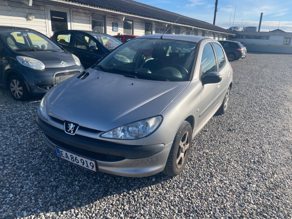 Peugeot 206 1,4 Edition 5d