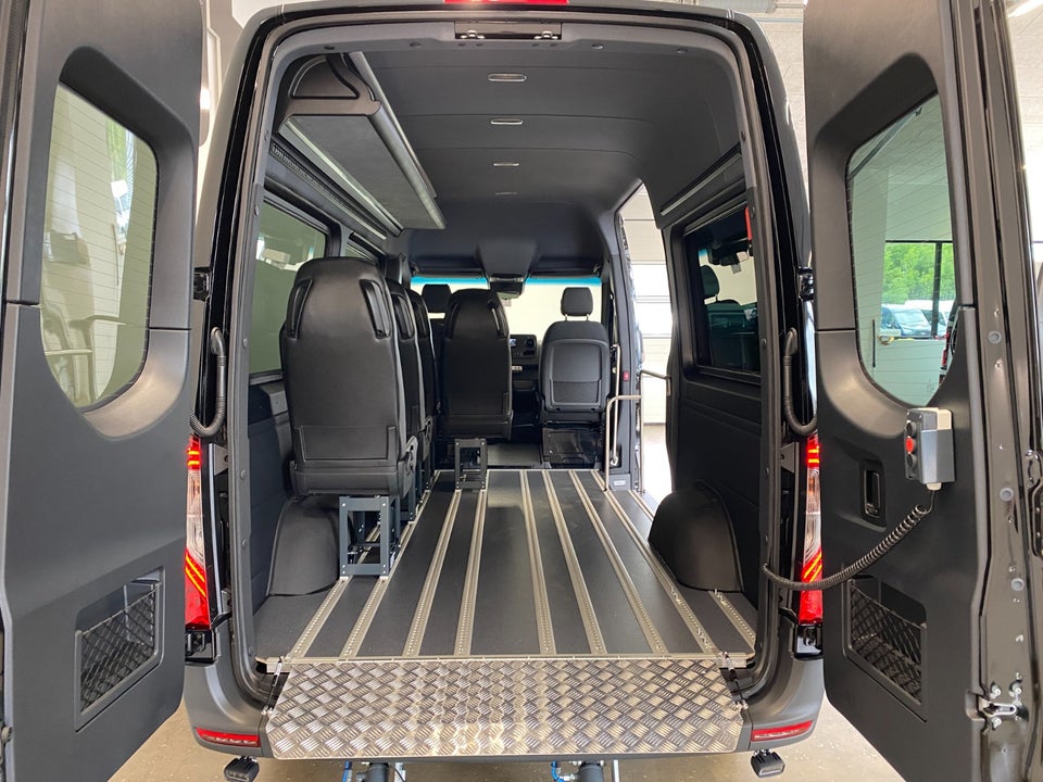 Mercedes Sprinter 317 2,0 CDi A2 Tourer PRO aut. RWD