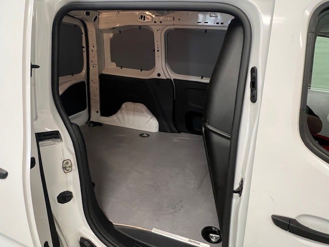 Peugeot Partner 1,5 BlueHDi 100 L1V1 Plus Van