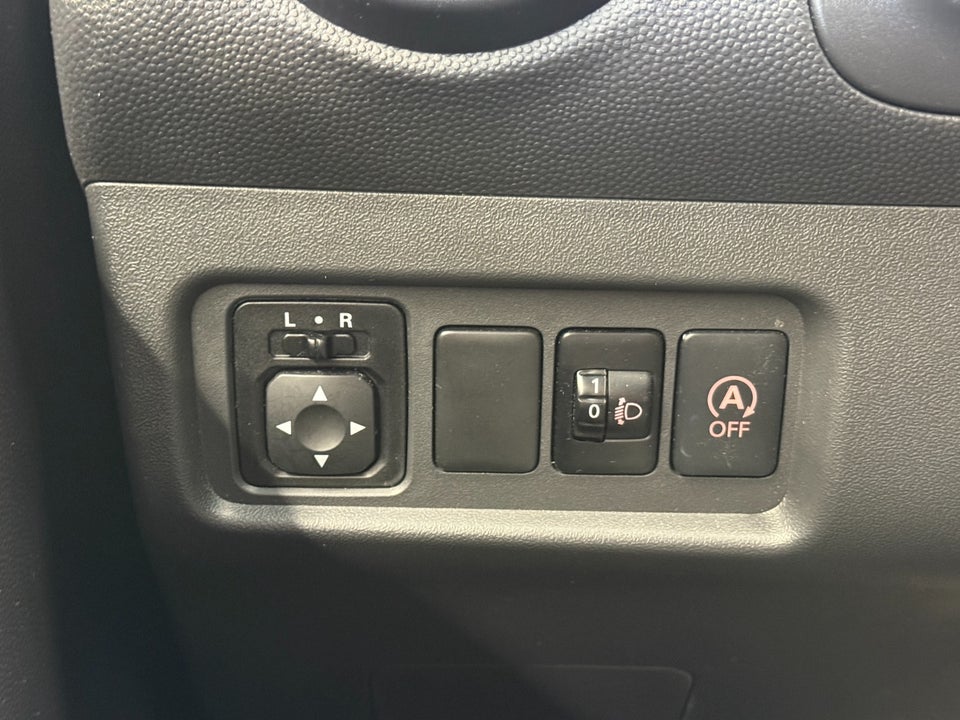 Mitsubishi Space Star 1,0 Inform 5d