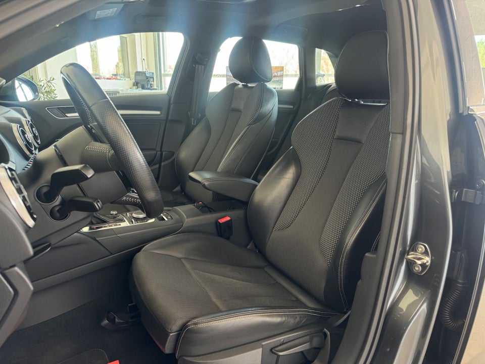 Audi A3 2,0 TDi 150 S-line Sportback S-tr. 5d