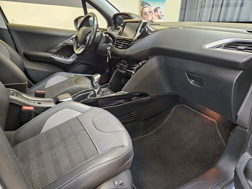 Peugeot 2008 1,6 BlueHDi 100 Desire Sky 5d