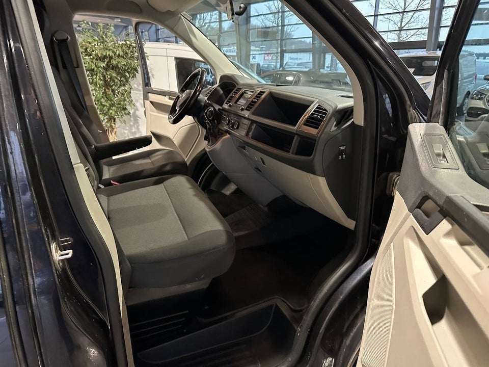 VW Transporter 2,0 TDi 180 Kassevogn DSG lang