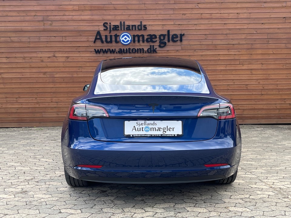Tesla Model 3 Long Range AWD 4d