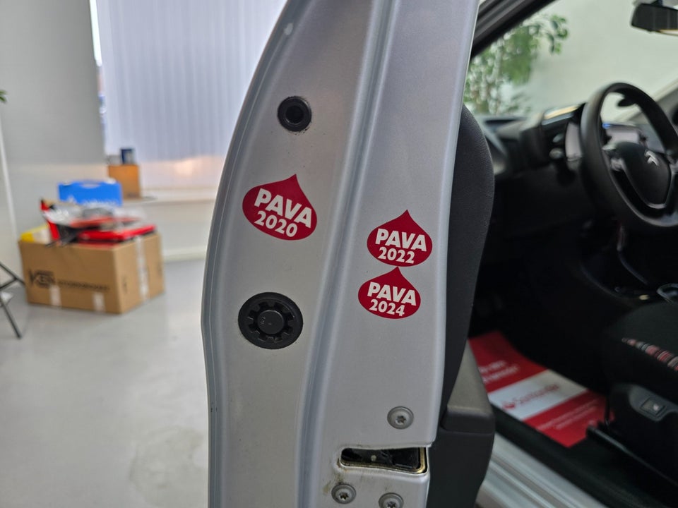 Citroën C1 1,0 VTi Attaque 5d