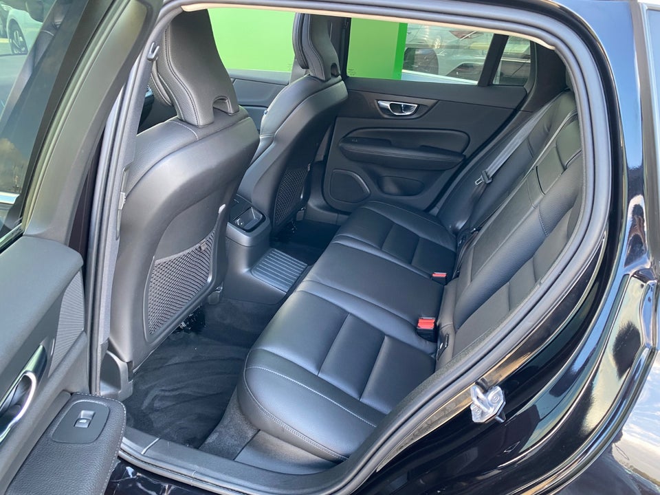 Volvo V60 2,0 T8 ReCharge Inscription aut. AWD 5d