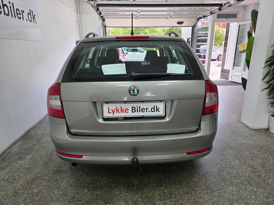 Skoda Octavia 1,2 TSi 105 Ambiente Combi 5d