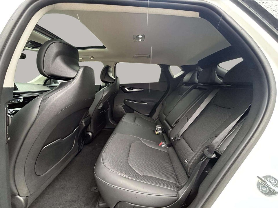 Kia EV6 77 Long Range Upgrade 5d