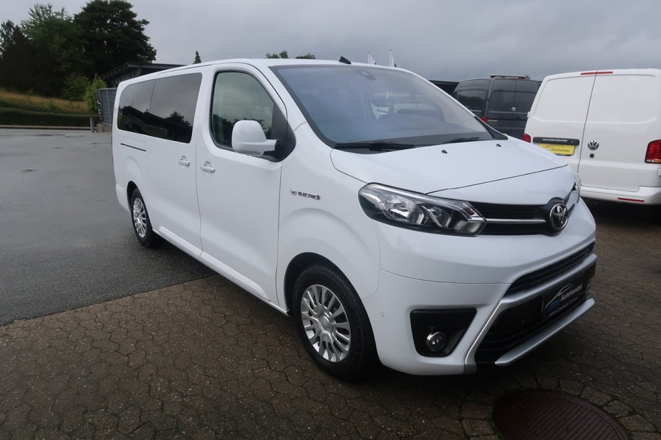 Toyota ProAce Verso 75 Long Shuttle 5d