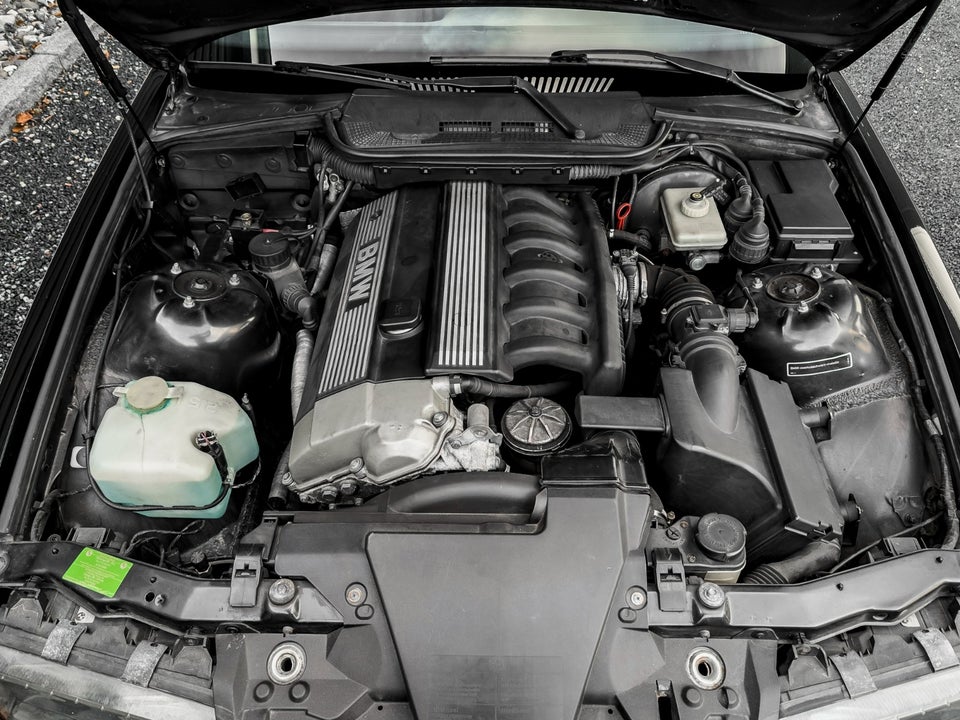 BMW 328i 2,8 Cabriolet aut. 2d