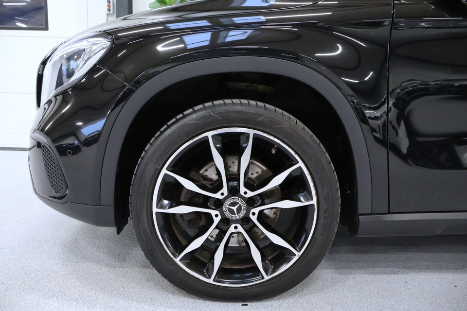 Mercedes GLA250 2,0 aut. 4Matic 5d