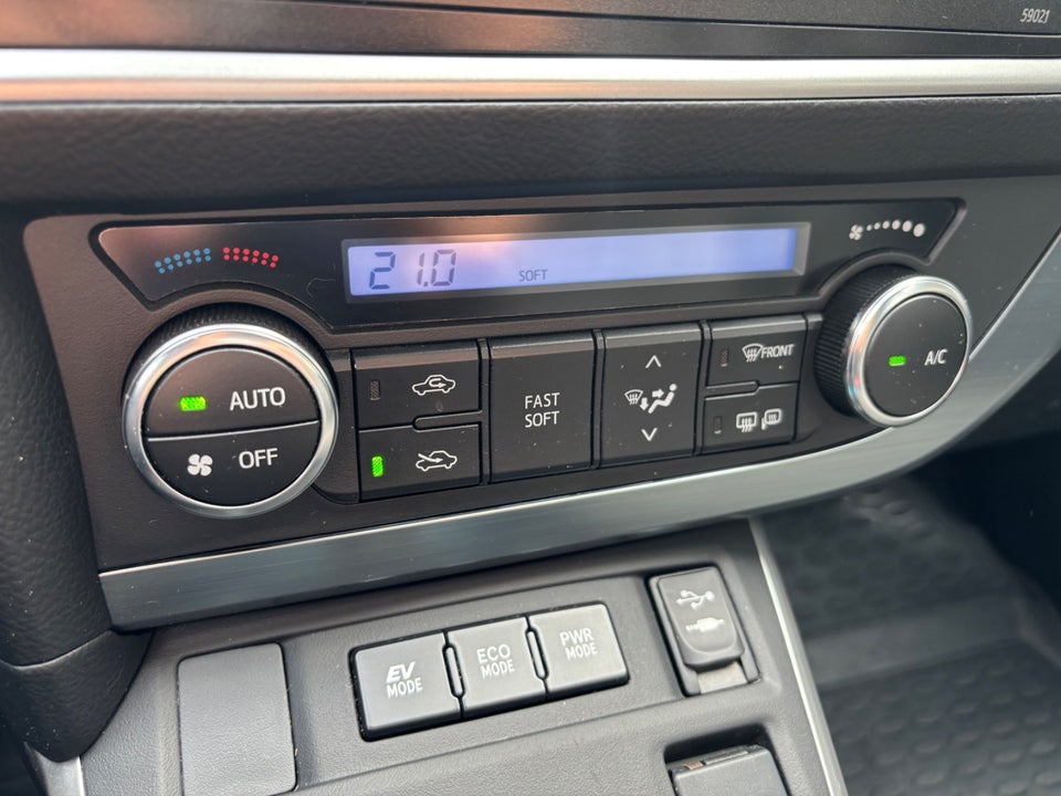 Toyota Auris 1,8 Hybrid H2 CVT 5d
