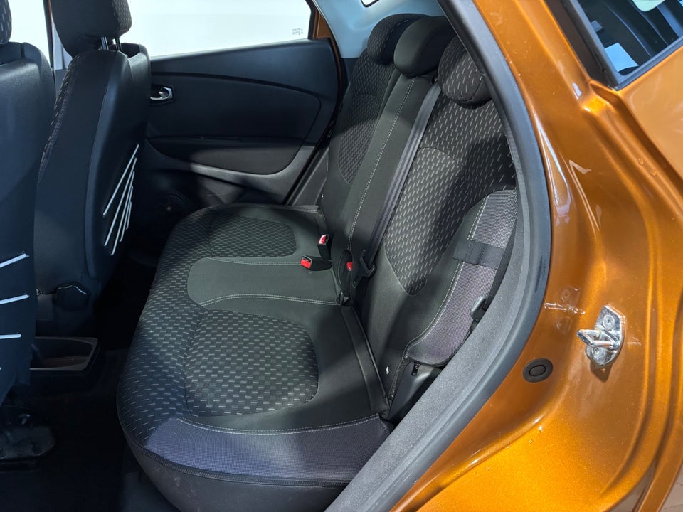 Renault Captur 1,5 dCi 90 Intens EDC 5d