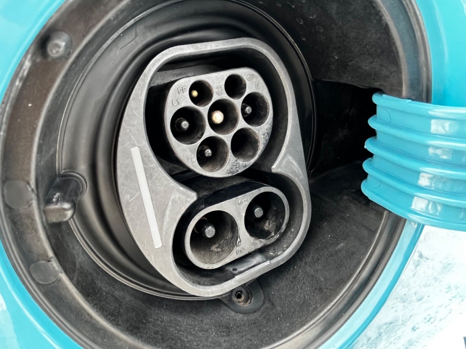 VW e-Up! Move Up! 5d