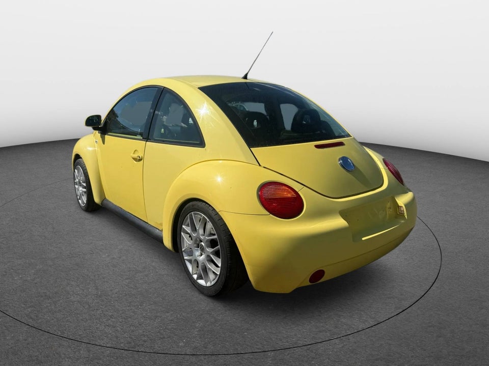 VW New Beetle 2,0 Highline 2d