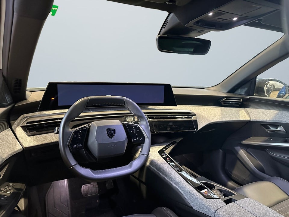 Peugeot e-3008 77 Allure 5d