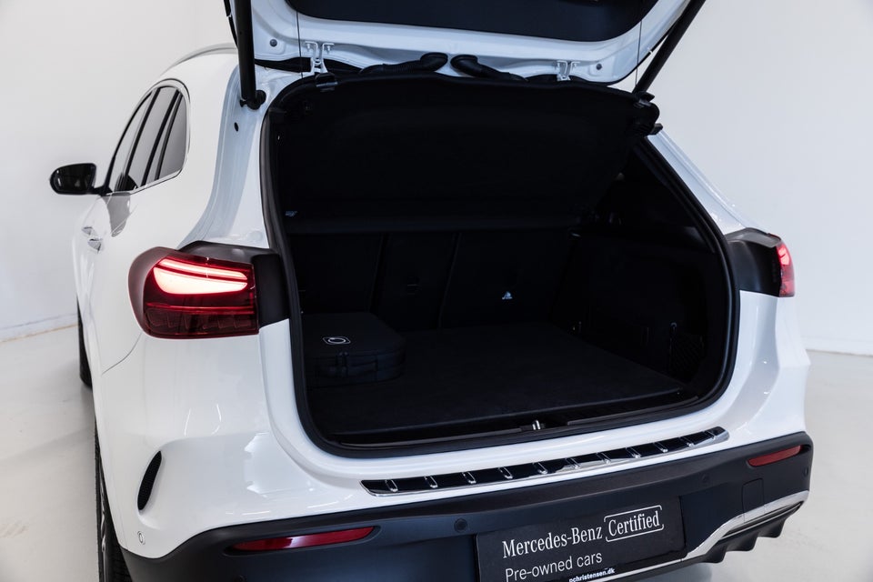 Mercedes EQA350 AMG Premium 4Matic 5d