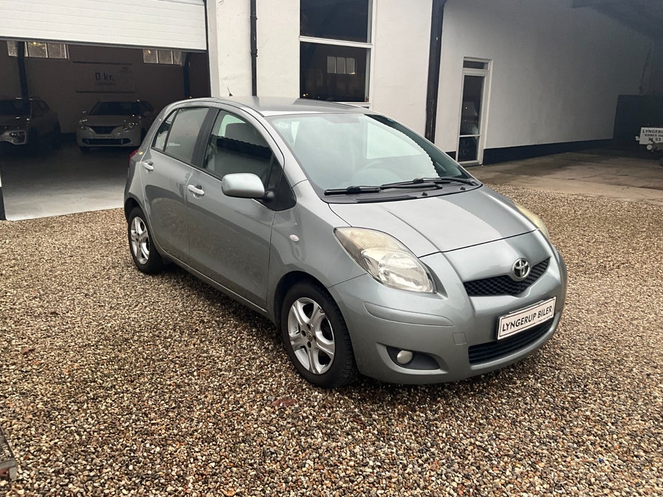 Toyota Yaris 1,4 D-4D T2 5d