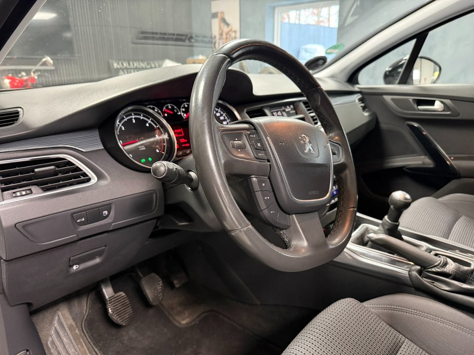 Peugeot 508 1,6 HDi 114 Excite SW 5d