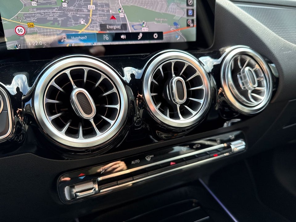 Mercedes GLA250 e 1,3 Progressive aut. 5d