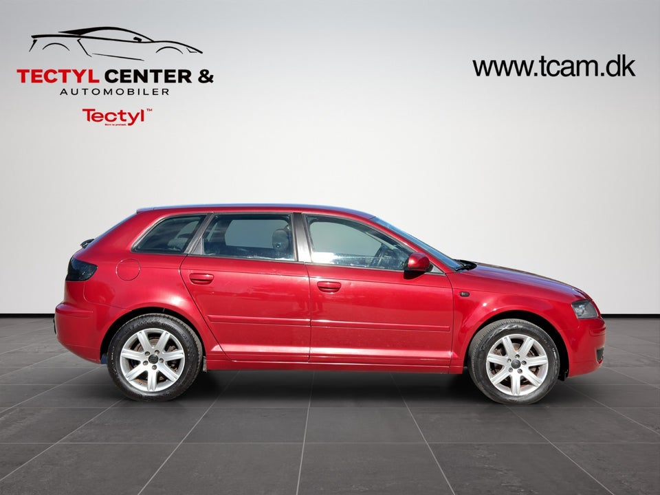 Audi A3 1,6 Ambiente Sportback 5d