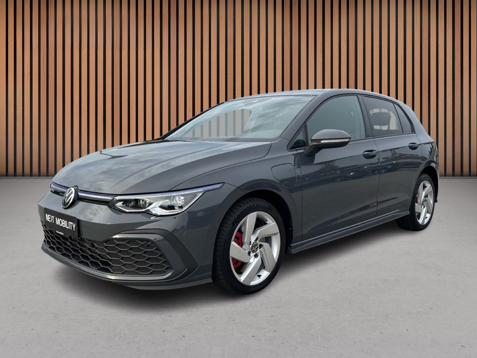 VW Golf VIII 1,4 GTE DSG 5d