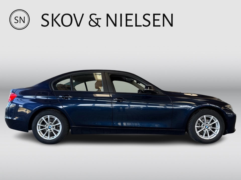 BMW 320i 2,0 aut. 4d