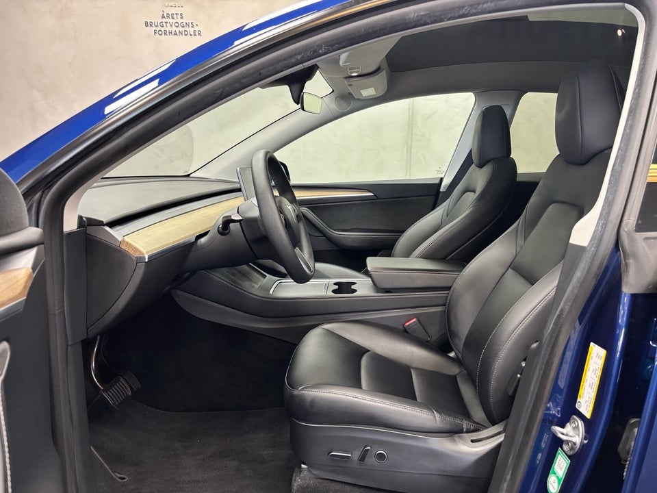 Tesla Model Y Long Range AWD 5d
