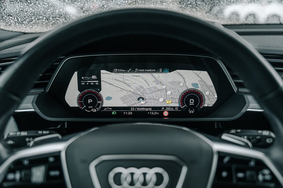 Audi e-tron 55 S-line quattro 5d