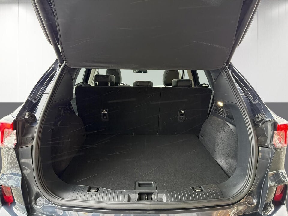 Ford Kuga 2,5 PHEV Vignale CVT 5d