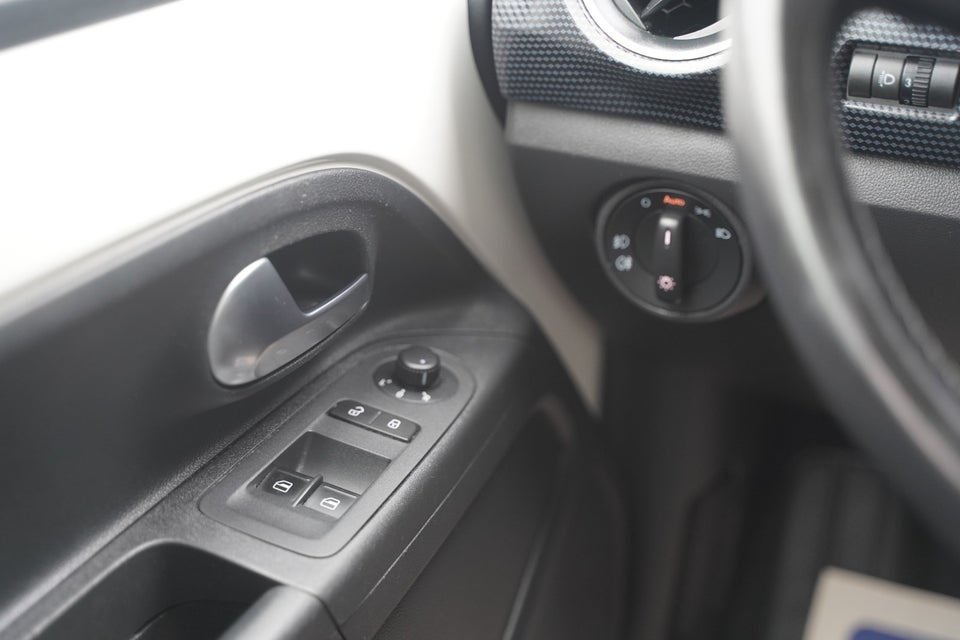 VW Up! 1,0 MPi 60 Move Up! ASG BMT 5d