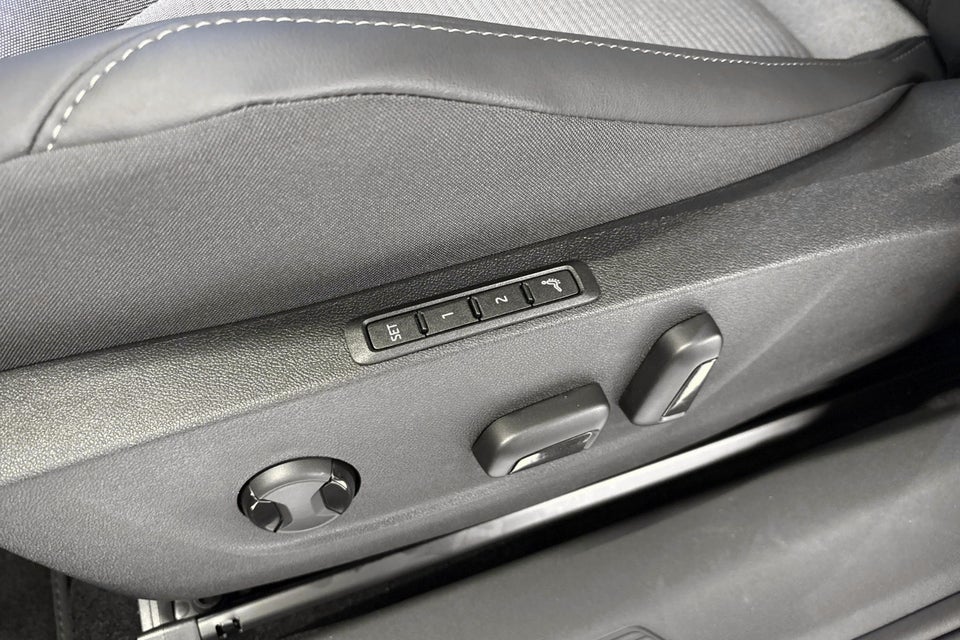 Skoda Enyaq 85 iV Advanced 5d