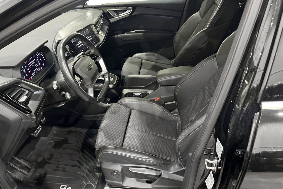 Audi Q4 e-tron 35 S-line Sportback 5d
