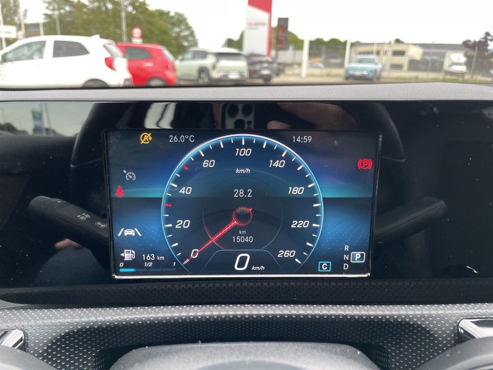 Mercedes A200 1,3 Progressive Line aut. 5d