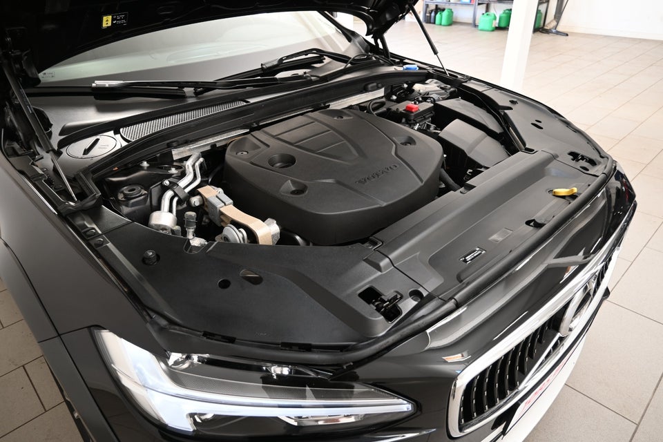 Volvo V90 CC 2,0 D4 190 aut. AWD 5d
