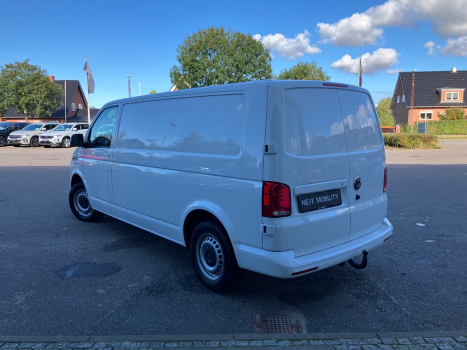 VW Transporter 2,0 TDi 150 Kassevogn DSG lang