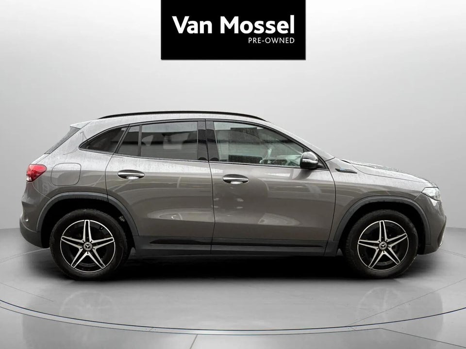Mercedes EQA250 AMG Line 5d