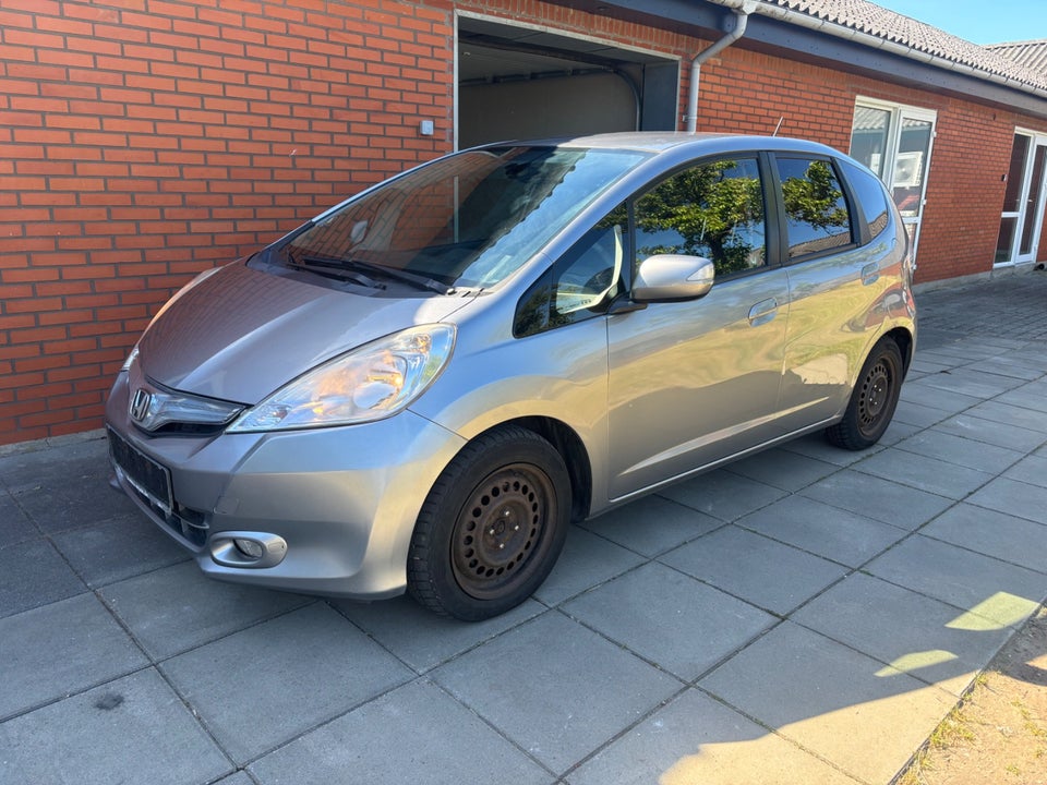 Honda Jazz 1,3 Hybrid Elegance CVT 5d