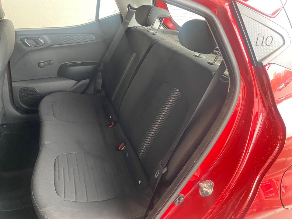 Hyundai i10 1,0 MPi Essential 5d