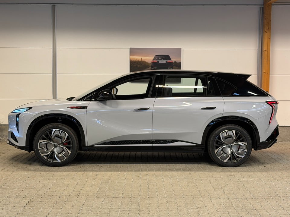 Hongqi EHS7 111 Exclusive 5d