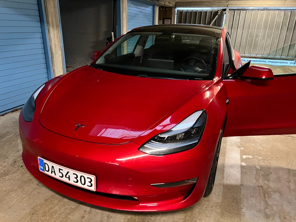 Tesla Model 3 Long Range AWD 4d