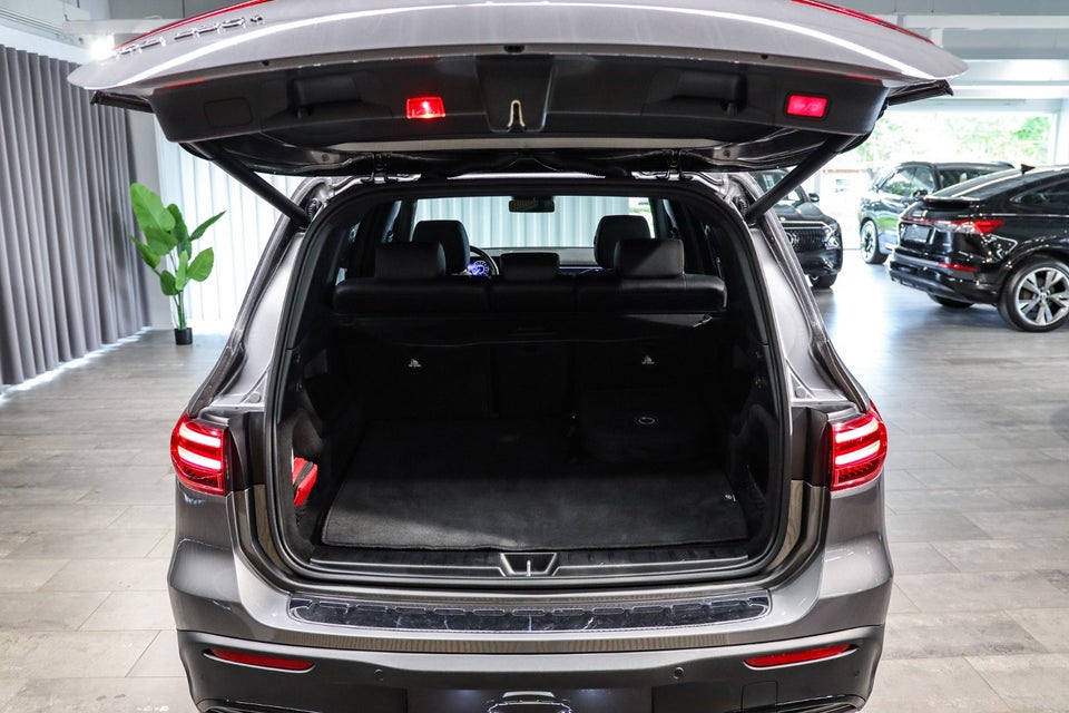 Mercedes EQB250+ AMG Advance 5d