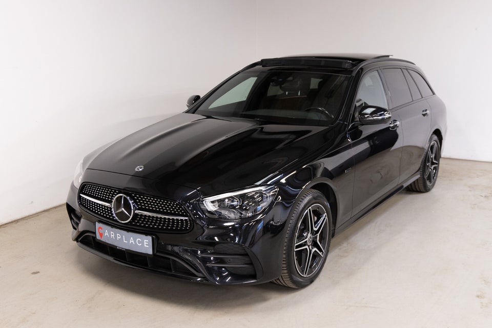 Mercedes E300 de 2,0 AMG Line stc. aut. 5d