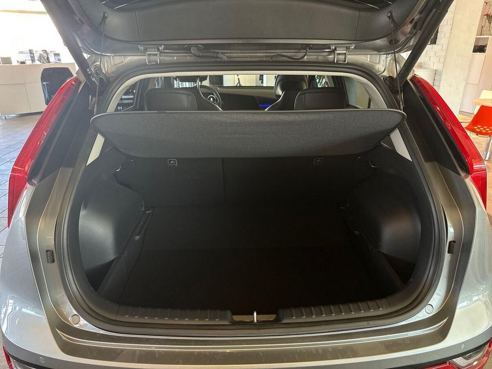 Kia Niro 64 EV Upgrade 5d